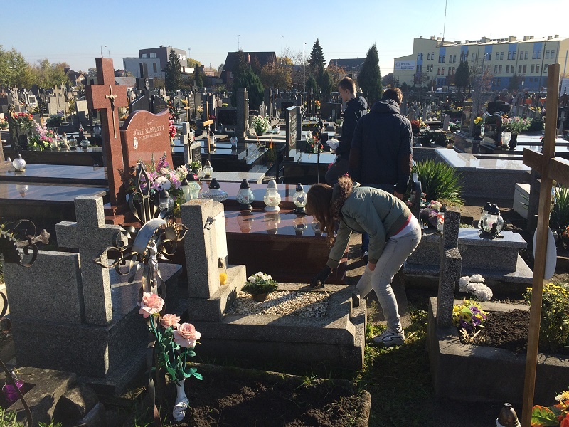 pamitamy o zmarych 1 20151028 1539089853