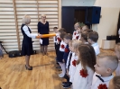 Ślubowanie uczniów klas pierwszych.-23