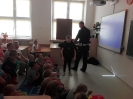 SPOTKANIE Z POLICJANTEM „BEZPIECZNA DROGA DO SZKOŁY”.-6
